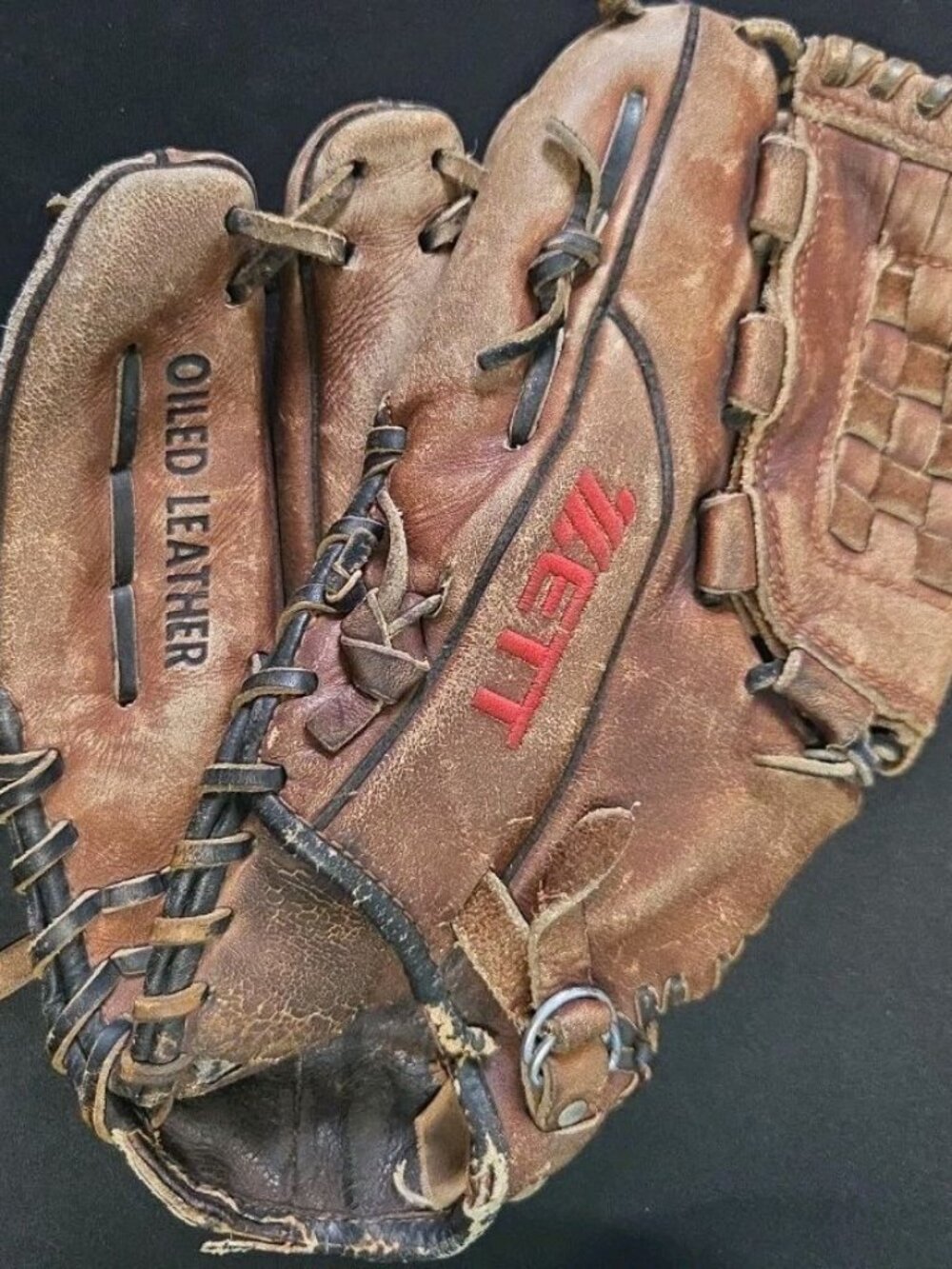 Zett ZiForce Series BIG-1161 Oiled Leather Baseball Glove
